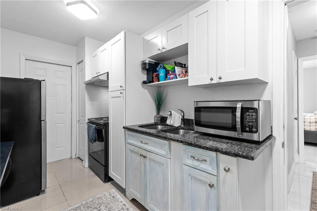 GOLDEN GATE CITY - Residential