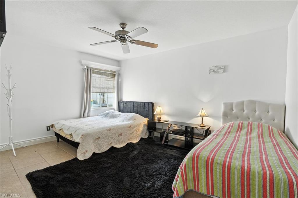 VILLAGE WALK - Residential