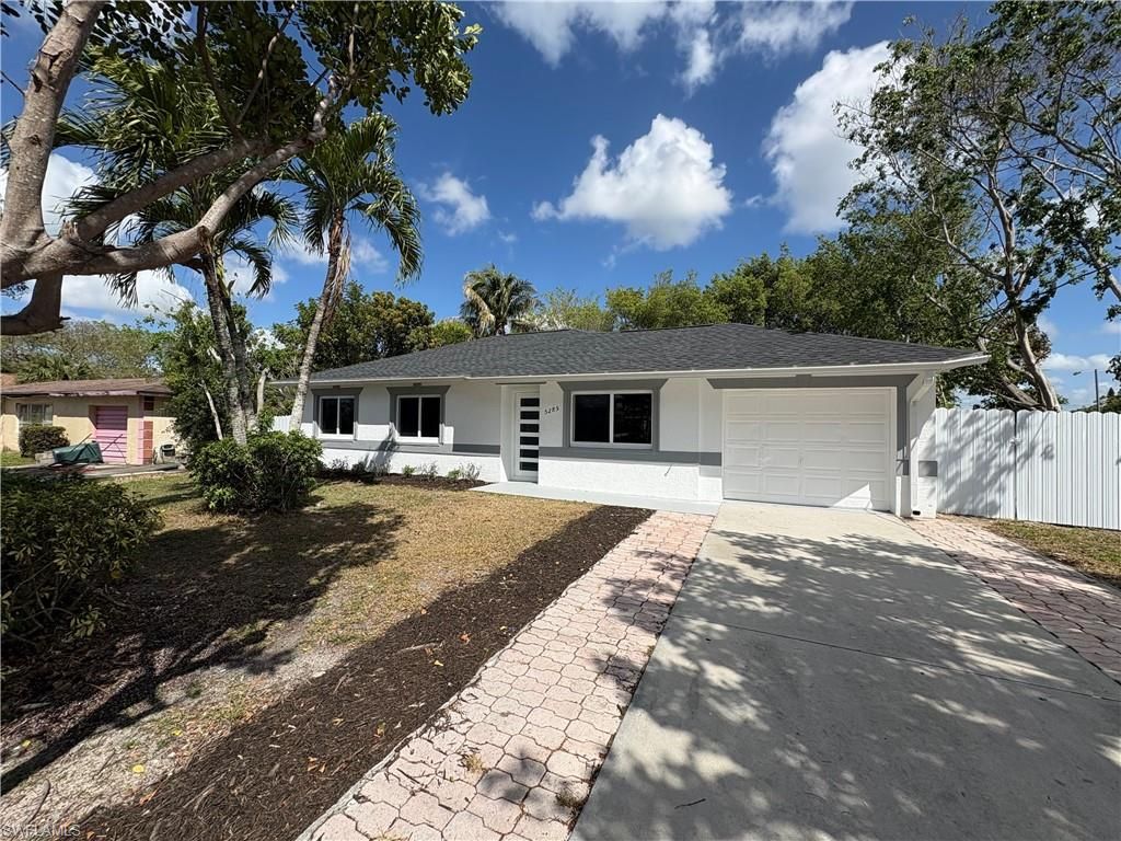 Photo of 5285 SW 19 PL, NAPLES, FL 34116 (MLS # 226010956)
