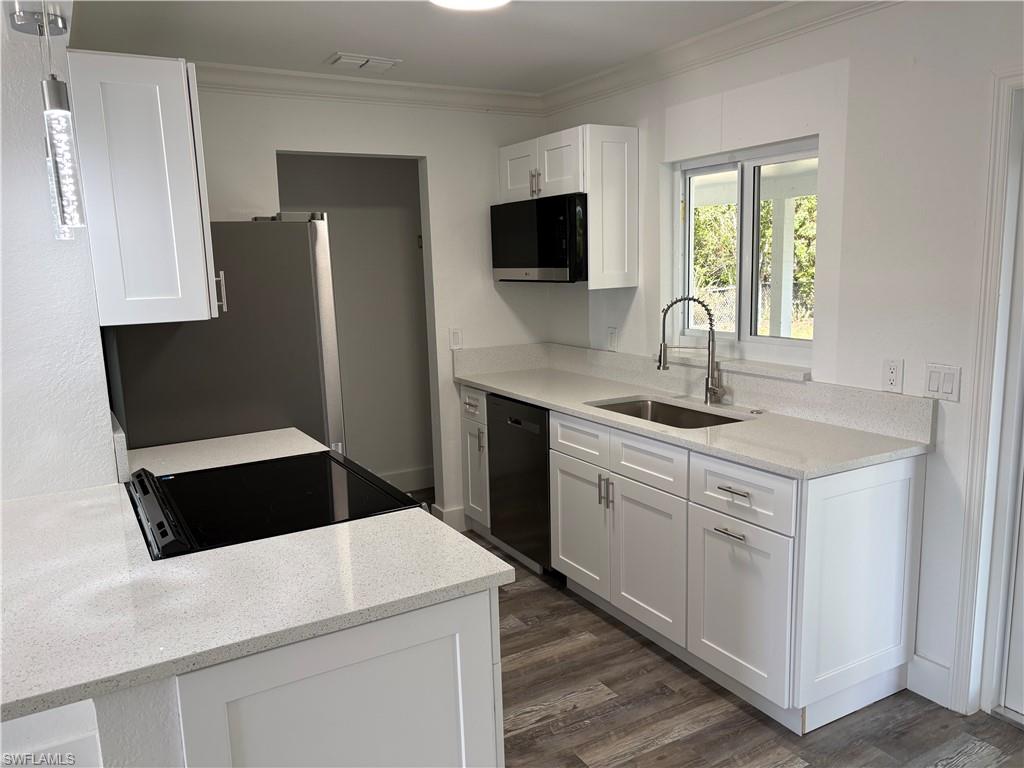 GOLDEN GATE CITY - Residential