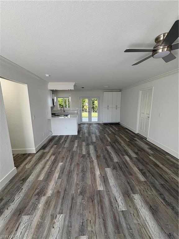 GOLDEN GATE CITY - Residential