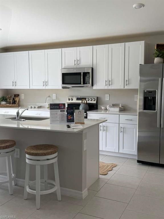 SAVANNA LAKES - Residential Lease