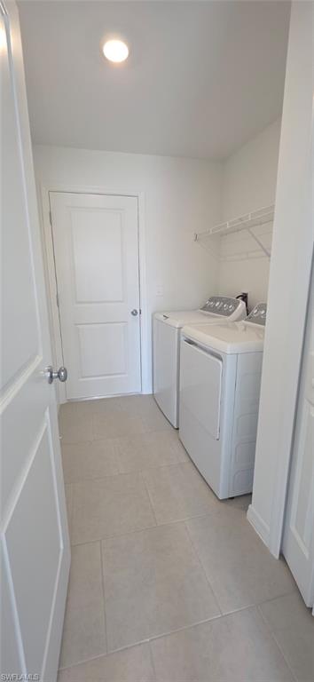 SAVANNA LAKES - Residential Lease