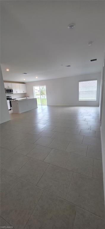 SAVANNA LAKES - Residential Lease