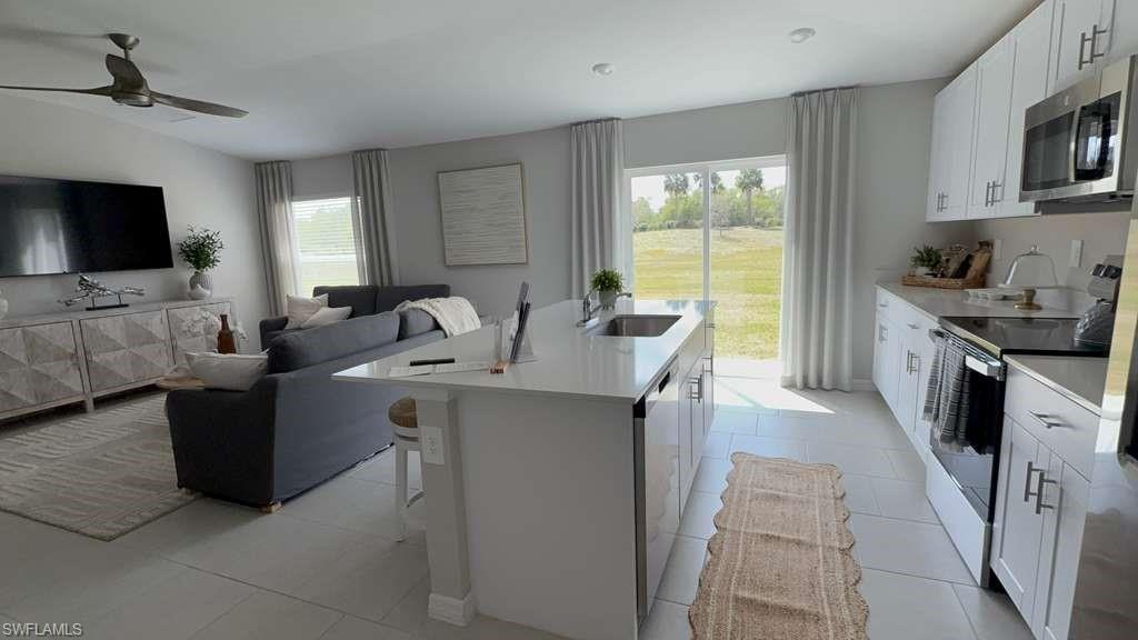 SAVANNA LAKES - Residential Lease