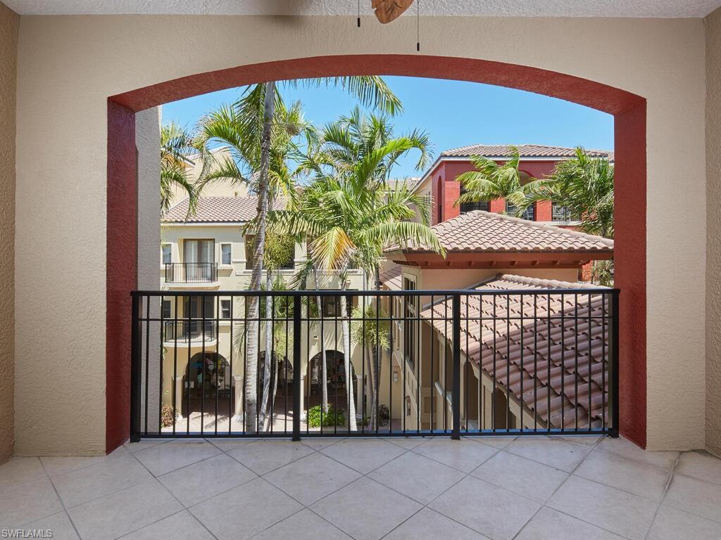 ESPLANADE - Residential