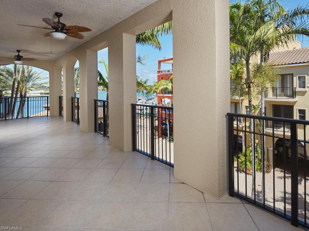 ESPLANADE - Residential