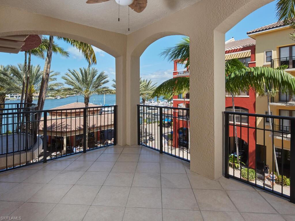 ESPLANADE - Residential