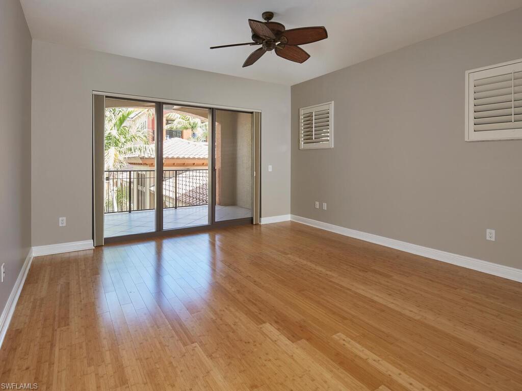 ESPLANADE - Residential