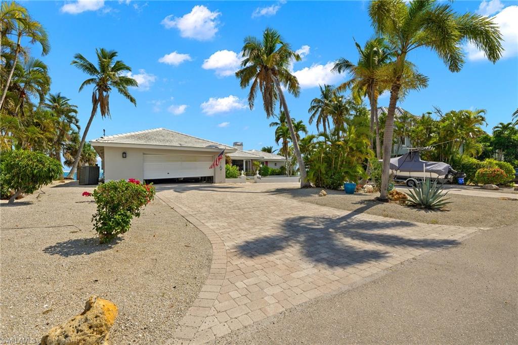 SANIBEL ESTATES - Residential