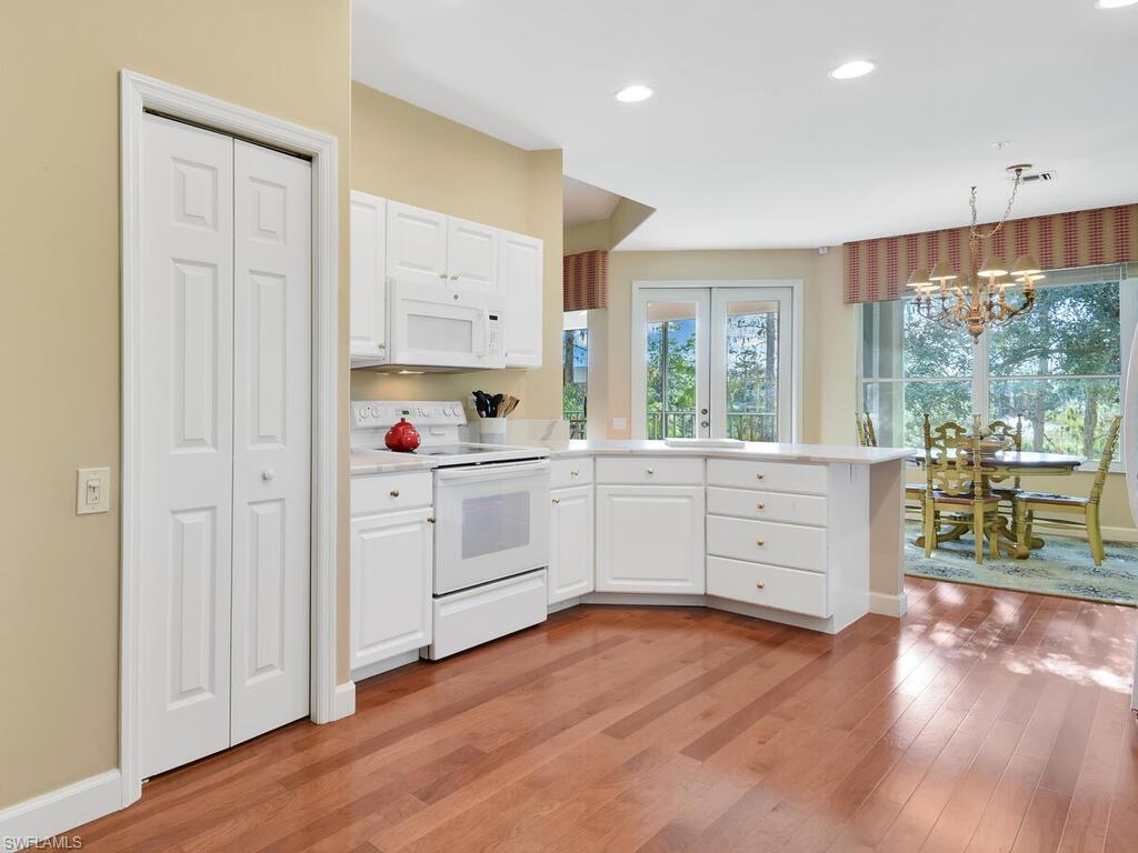 WEDGEWOOD - Residential