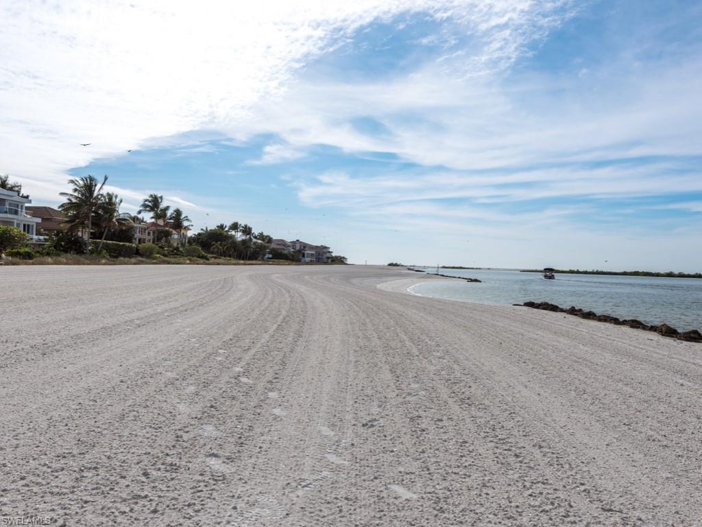 HIDEAWAY BEACH - Residential