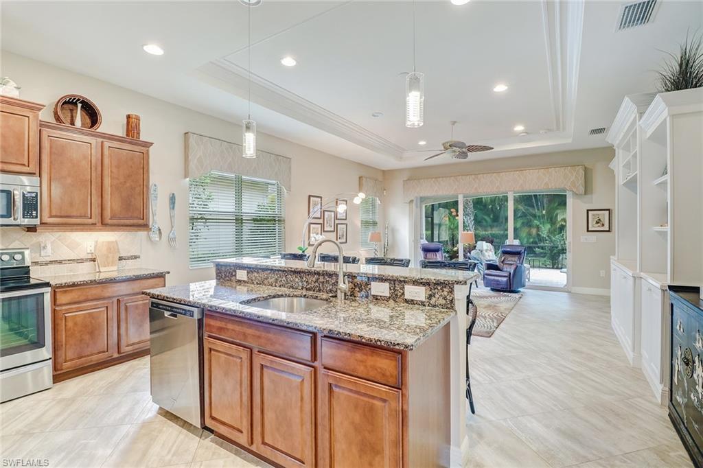 MANCHESTER SQUARE - Residential