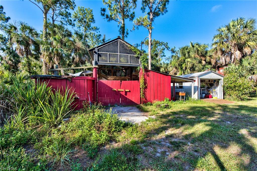 GOLDEN GATE ESTATES - Residential