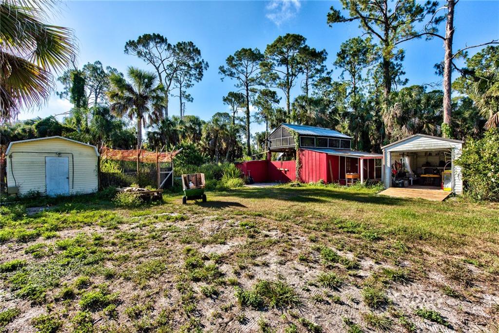 GOLDEN GATE ESTATES - Residential