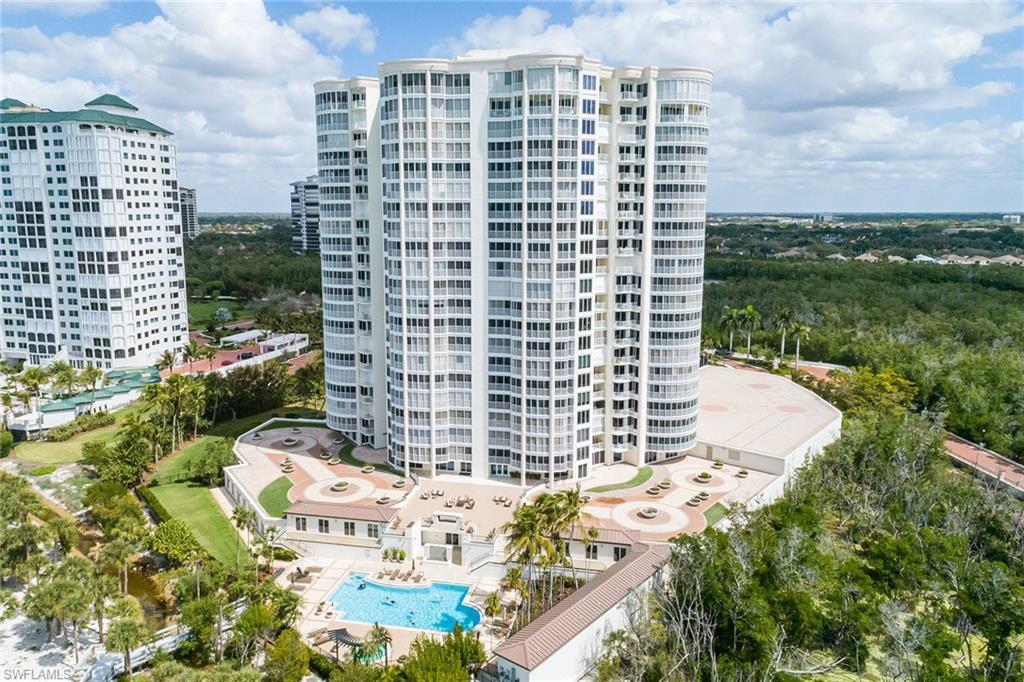 CONTESSA AT BAY COLONY - Residential