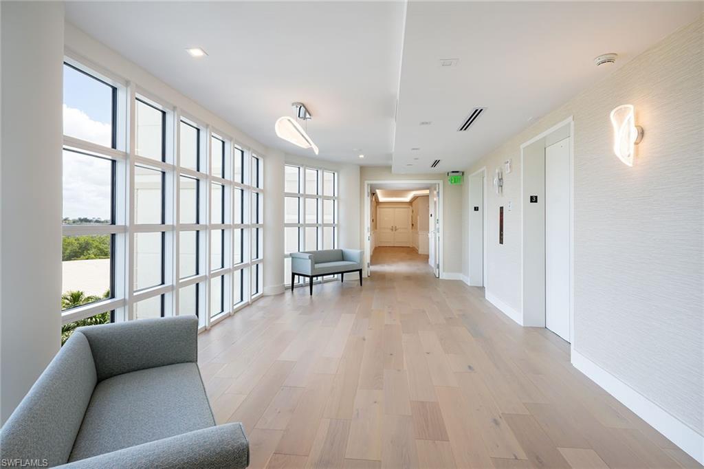 CONTESSA AT BAY COLONY - Residential