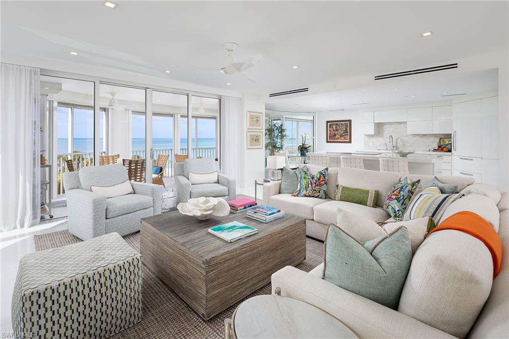 CONTESSA AT BAY COLONY - Residential