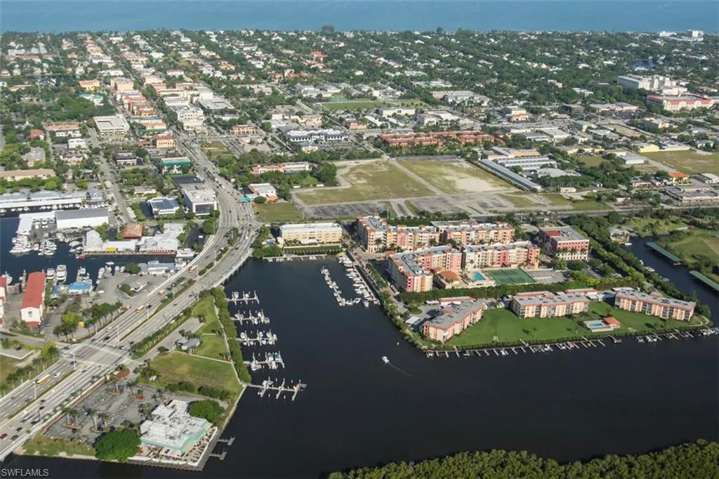 Naples, Florida 34102, United States, 2 Bedrooms Bedrooms, ,2 BathroomsBathrooms,Residential,Active,52990