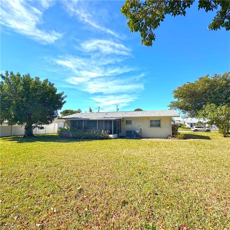 CAPE CORAL - Residential