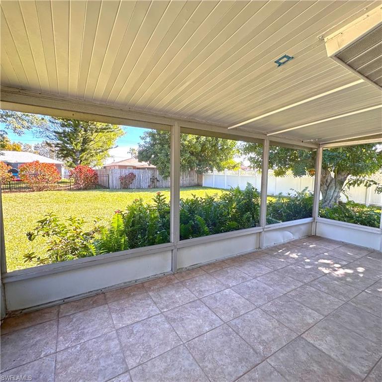 CAPE CORAL - Residential