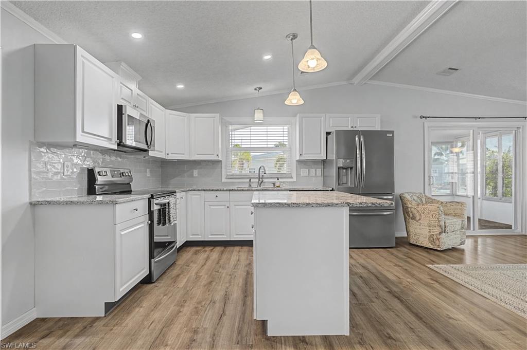 BURNT STORE COLONY - Residential