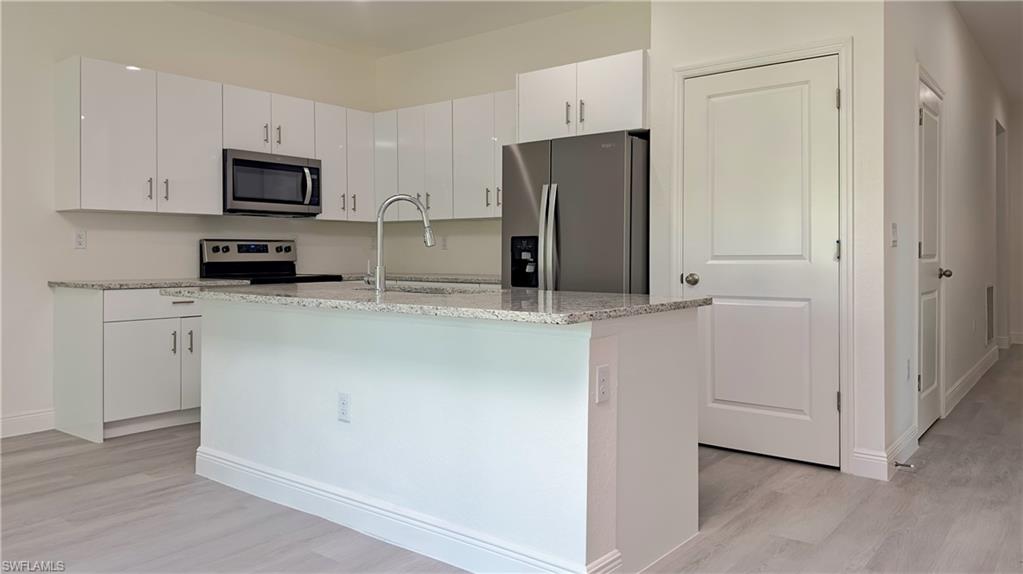 PORT LABELLE - Residential Lease