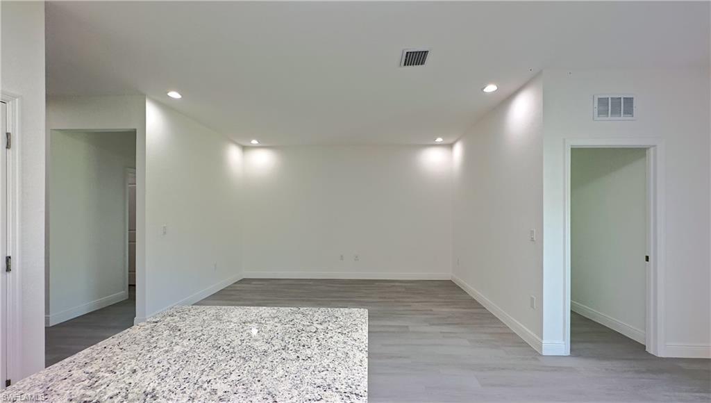 PORT LABELLE - Residential Lease