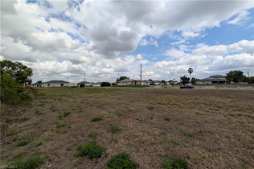 CAPE CORAL - Land
