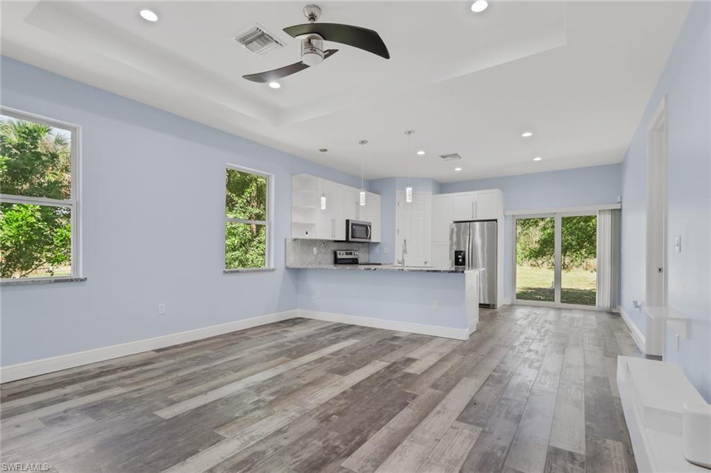 GOLDEN GATE ESTATES - Residential