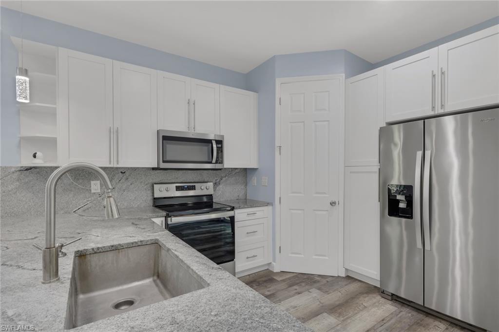 GOLDEN GATE ESTATES - Residential