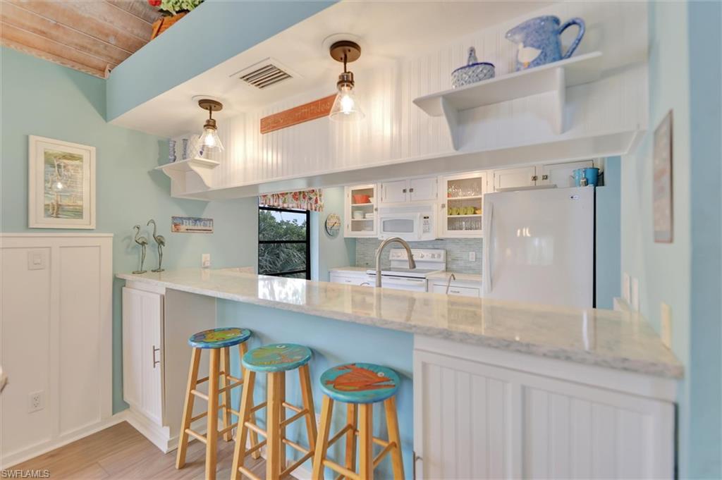 BAYVIEW VILLAGE CONDO - Residential