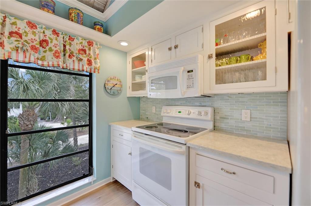 BAYVIEW VILLAGE CONDO - Residential