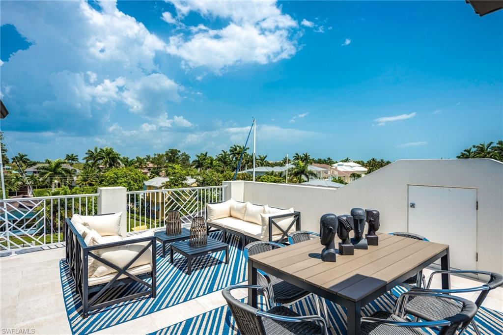 ROYAL HARBOR - Residential