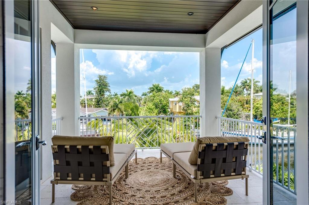 ROYAL HARBOR - Residential