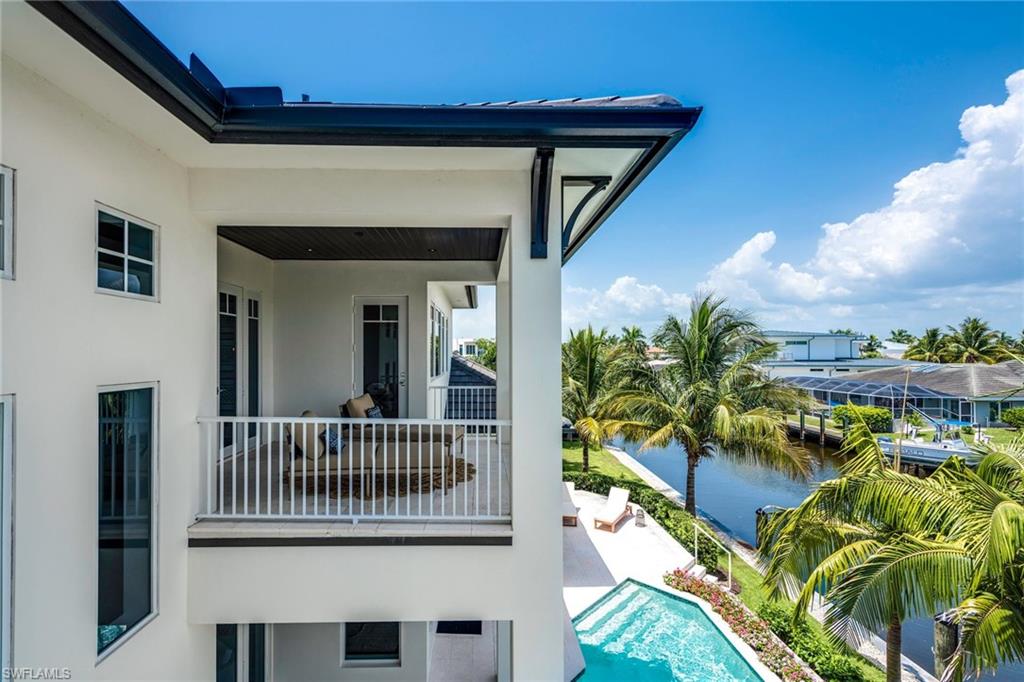 ROYAL HARBOR - Residential