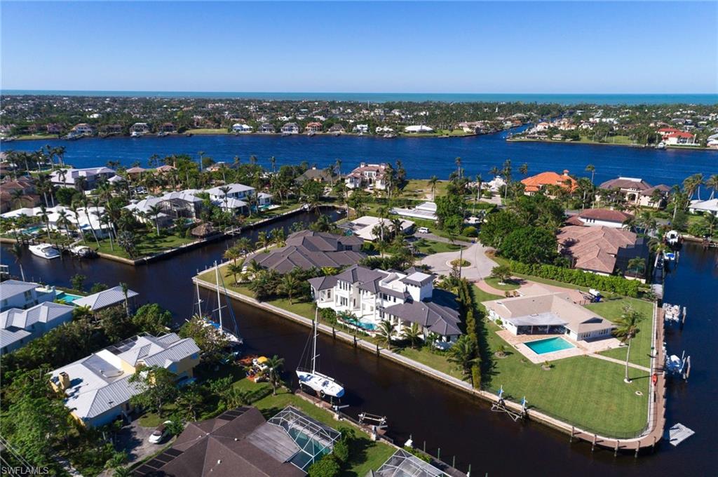 ROYAL HARBOR - Residential