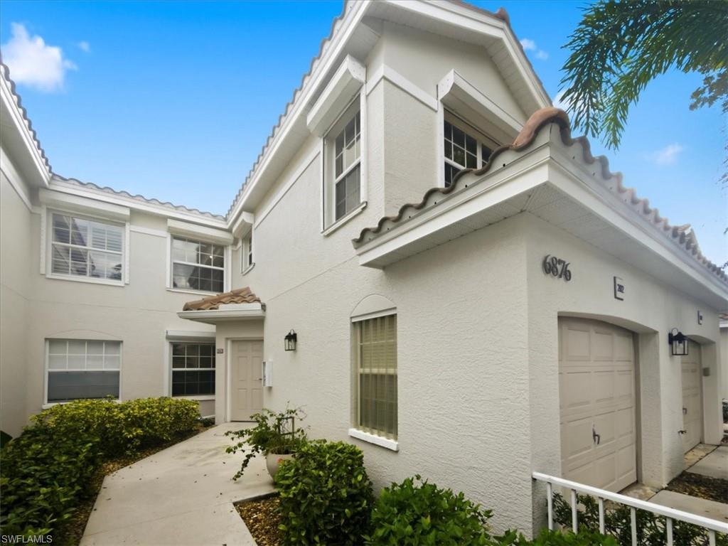 CALUSA BAY SOUTH - Residential Lease