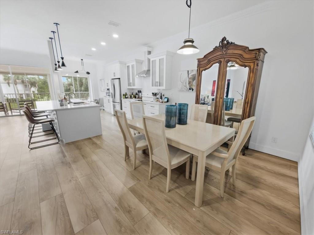 CALUSA BAY SOUTH - Residential Lease