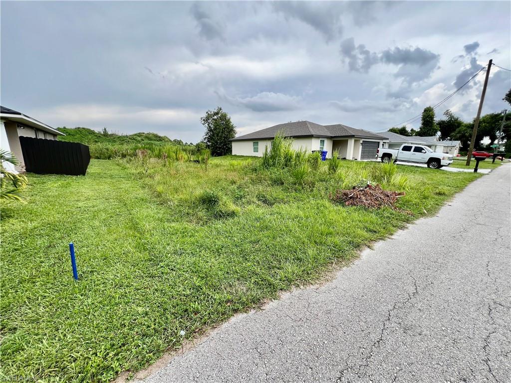 GLENBORO GROVES - Land