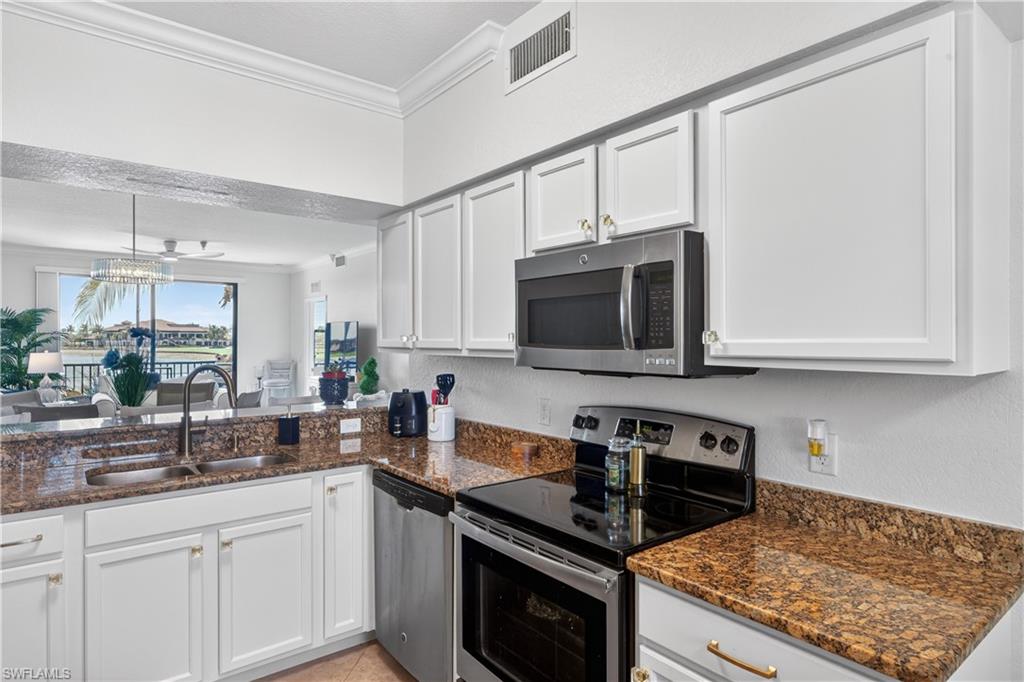 BONITA NATIONAL GOLF AND COUNTRY CLUB - Residential