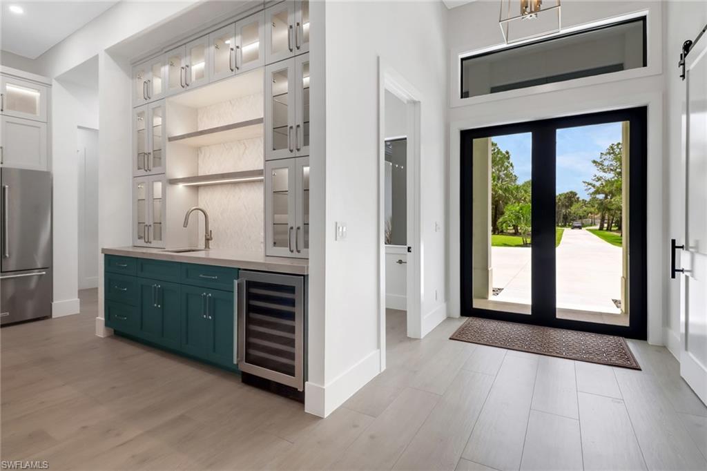 GOLDEN GATE ESTATES - Residential