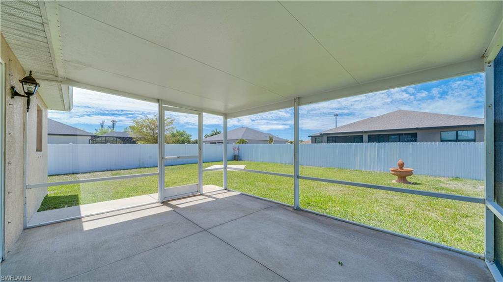 CAPE CORAL - Residential