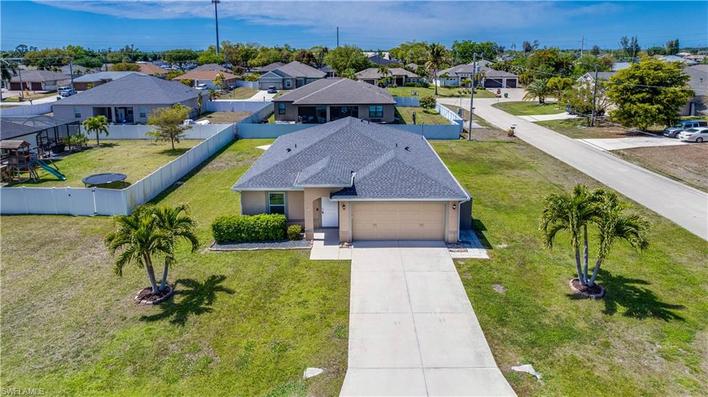 CAPE CORAL - Residential