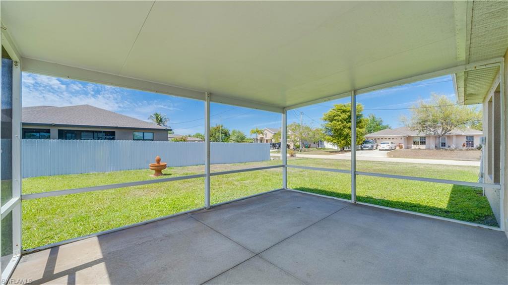 CAPE CORAL - Residential