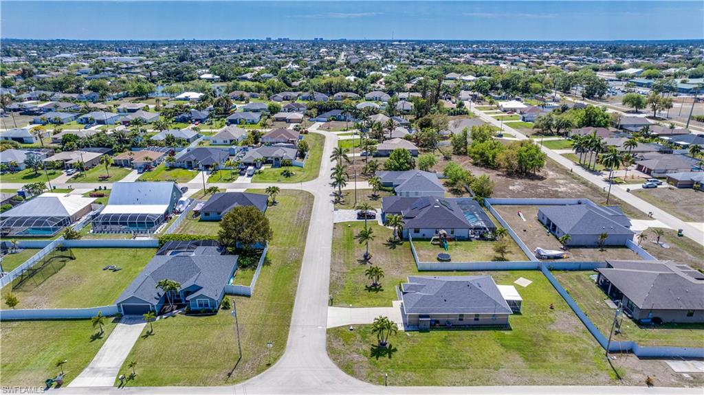 CAPE CORAL - Residential