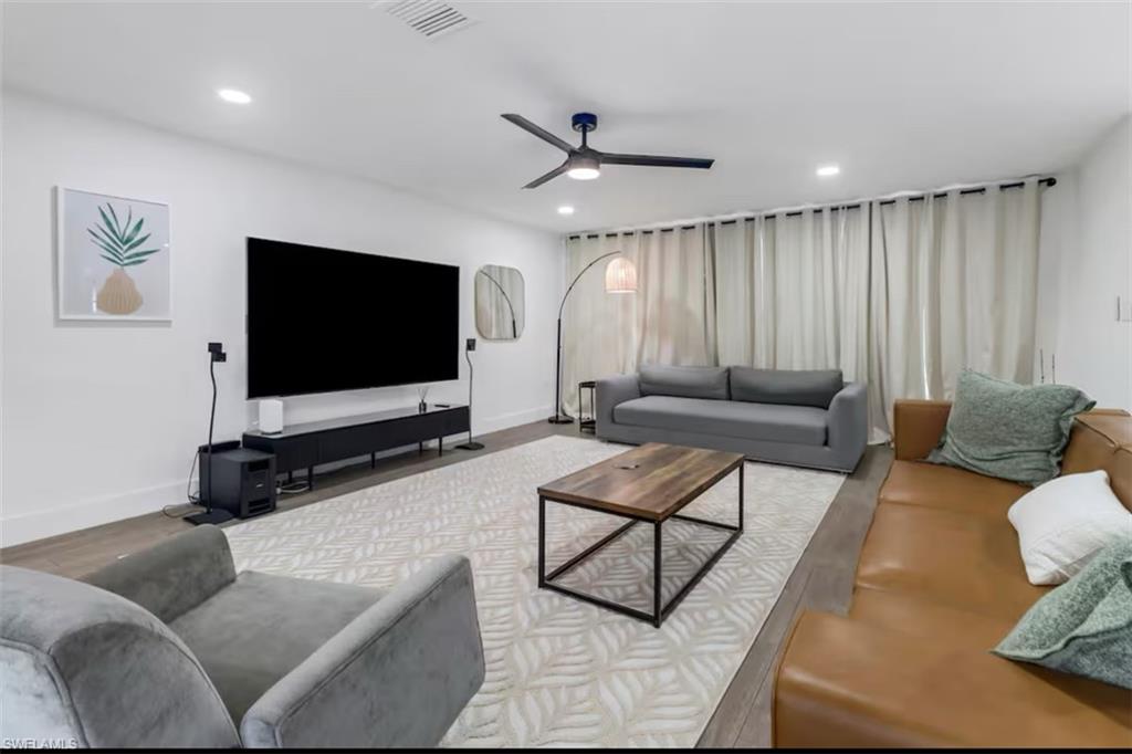 RIVER PARK - Residential Lease