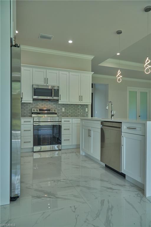 GOLDEN GATE ESTATES - Residential