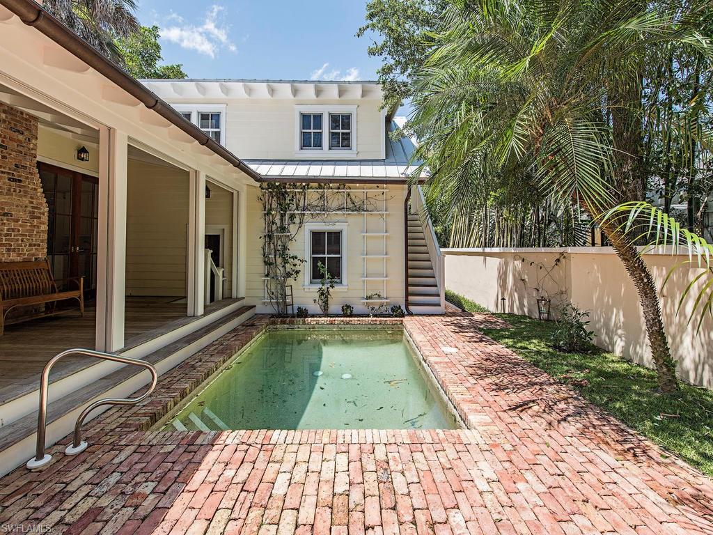 OLDE NAPLES - Residential