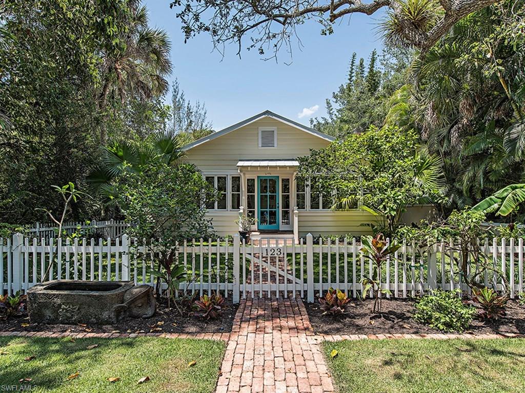 OLDE NAPLES - Residential